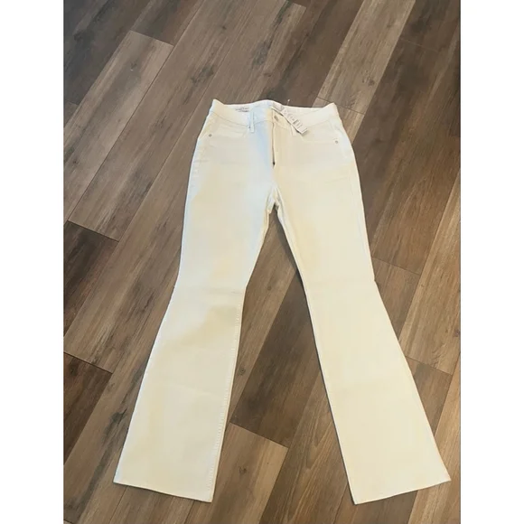 NWT White House Black Market White High-Rise Skinny Flare Jeans Size 8 - Picture 10 of 12